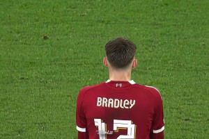 大赛硬脚虾！利物浦球迷：布拉德利不铲无名之辈！