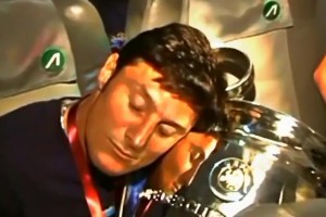 牛逼啊！拜合拉木精彩脚后跟破门，U22国足2-0领先韩国