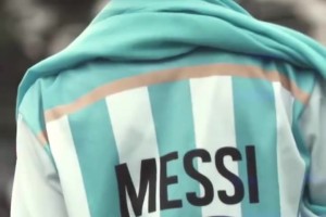 麦卡利斯特：我父亲曾与马拉多纳一起踢球，而我与梅西一起踢球！