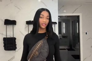 这腰臀比对吗WNBA安吉尔·里斯大方展示自己的日常穿搭~