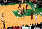 这太恐怖了！豪泽替补2分钟三分球4中4射落12分