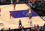 玩这么帅！杰伦·格林佯装突破运球回拉撤步三分一气呵成